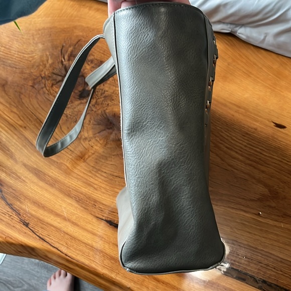 Rampage Large Tote Bucket Bag with Gold Accents - Picture 8 of 16